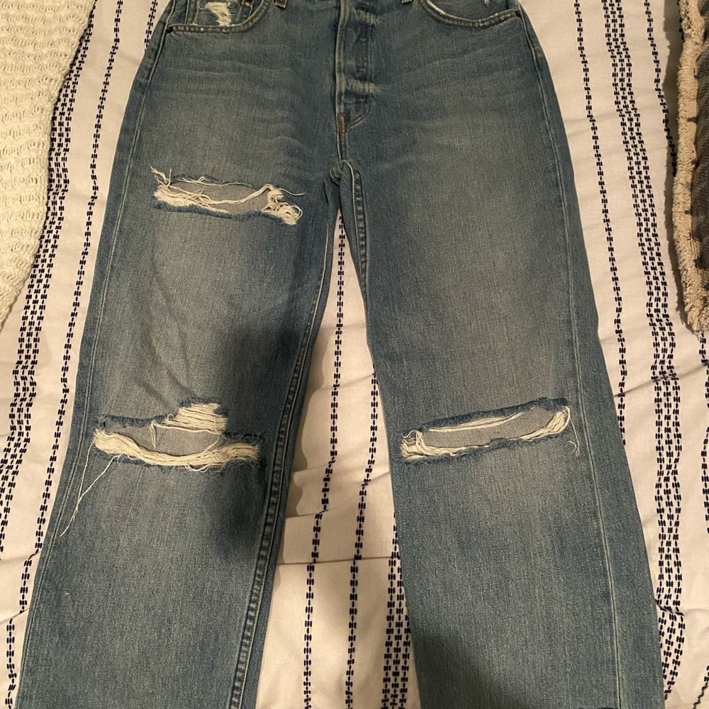 Reformation Cynthia High Rise Destroyed Jean - Picture 10 of 10